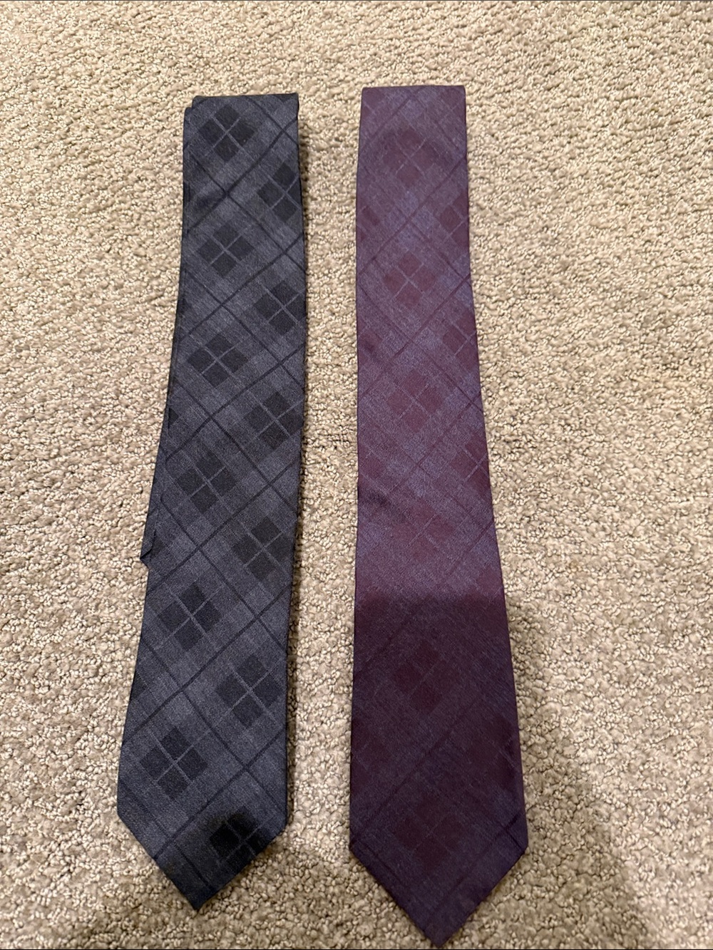 2 AMAZING MEN'S LIMITED EDITION ELIE TAHARI TIES - HANDMADE IN USA